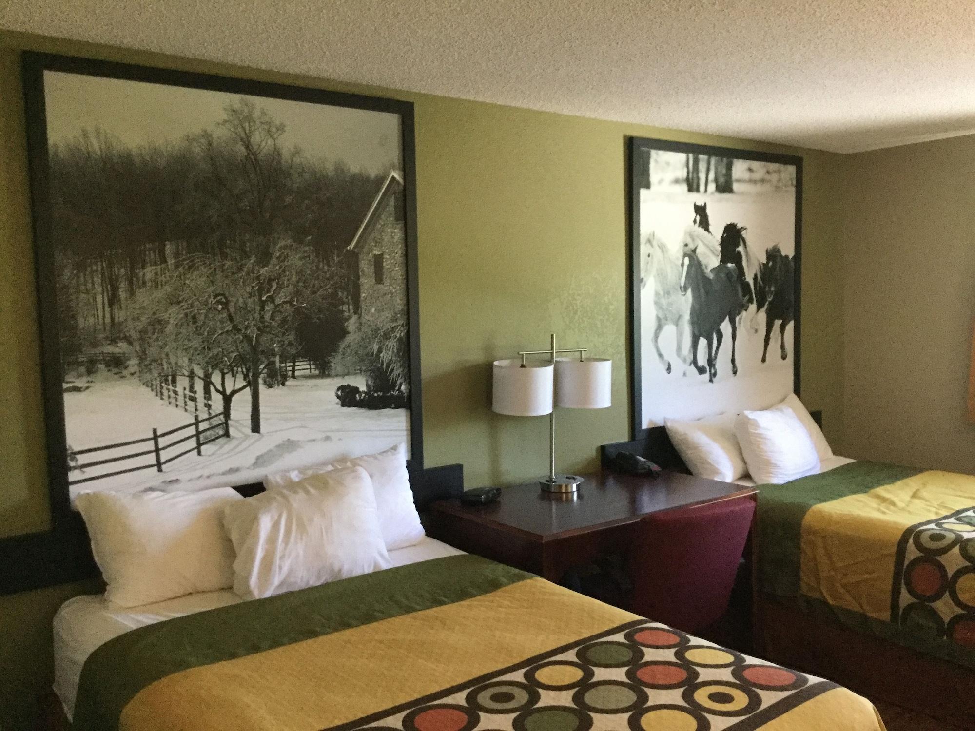 Hotel Super 8 By Wyndham Amsterdam Esterno foto