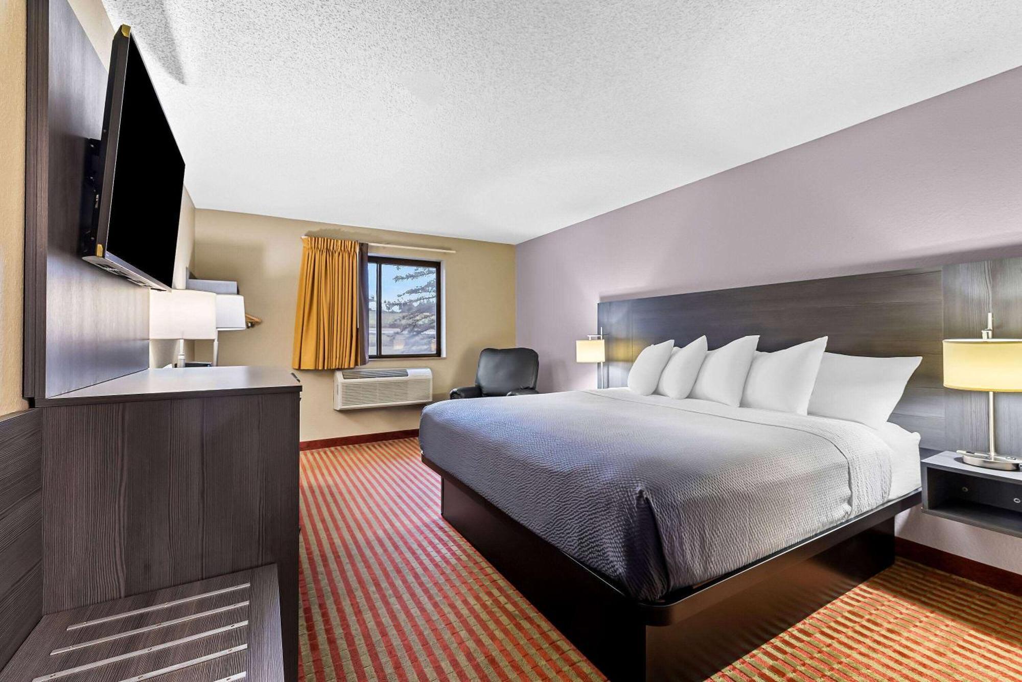 Hotel Super 8 By Wyndham Amsterdam Esterno foto